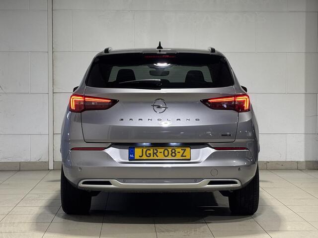 Opel Grandland Ultimate 1.6 HYbrid PHEV 225pk | ALCANTARA | LED PIXEL VERLICHTING | KEYLESS | WINTER PACK | ISOFIX | NAVI PRO |