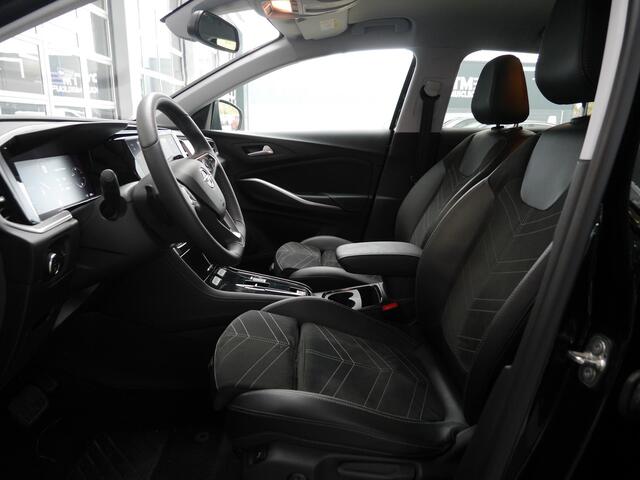 Opel Grandland 1.2 Turbo Ultimate | Navigatie | Climate & Cruise Control | Elektrische Achterklep | Stoel & Stuurverwarming |