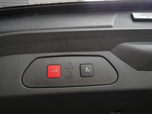 Opel Grandland 1.2 Turbo Ultimate | Navigatie | Climate & Cruise Control | Elektrische Achterklep | Stoel & Stuurverwarming |