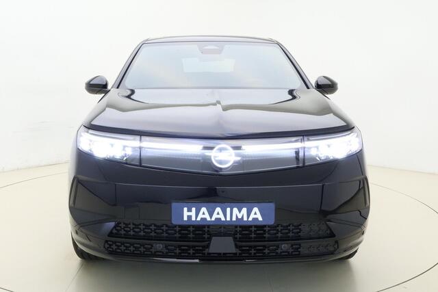 Opel Grandland Electric Business Edition 73 kWh | Voorraad levering 2025! | LED matrix | Rondomzicht camera | Navigatie | Keyless | Adaptive cruise control | Elektrische achterklep | HUD | Focal audio