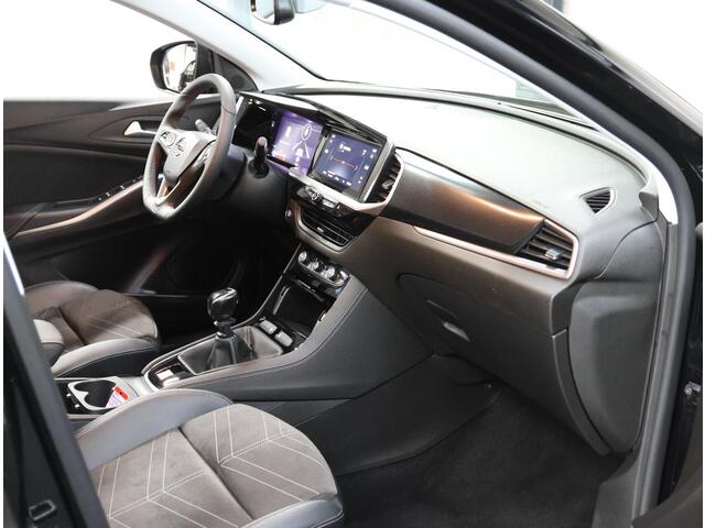 Opel Grandland 1.2 130PK Turbo GS | 1ste eigenaar | AppleCarPlay/AndroidAuto | Alcantara/LEER | Climate Control | Cruise Control | Navigatie | 360'Camera | AGR-stoelen | Keyless Entry/Start | LED Koplampen | Privacy Glass | Electrische achterklep | Isofix | Armsteun |