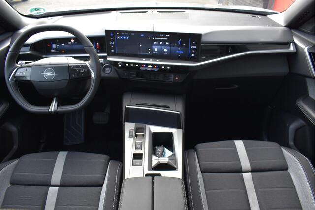 Opel Grandland 1.2 Turbo Hybrid Edition Adaptive cruise, 360", Stoel/stuurverwarming, Carplay, Keyless