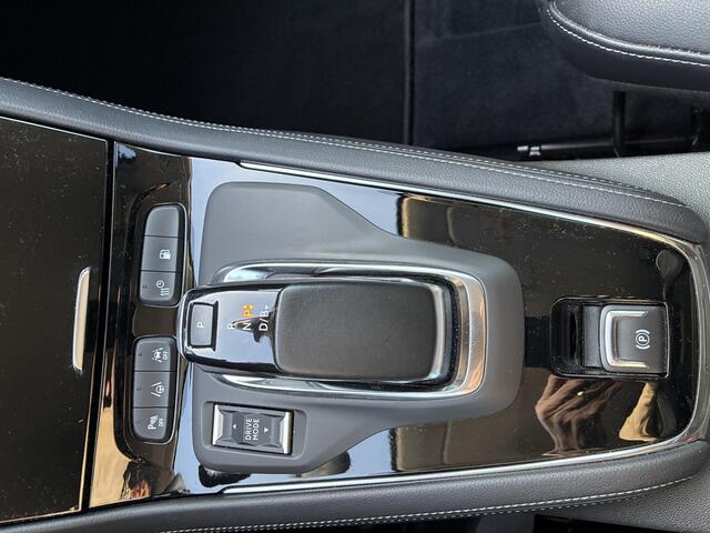 Opel Grandland 1.6 Turbo Plug-In Hybrid Ultimate | ECC | Navigatie | Stoelventilatie | Winterpakket | Leder Pakket | Camera | Afneembare Trekhaak | 19" LM-Velgen | Matrix-LED