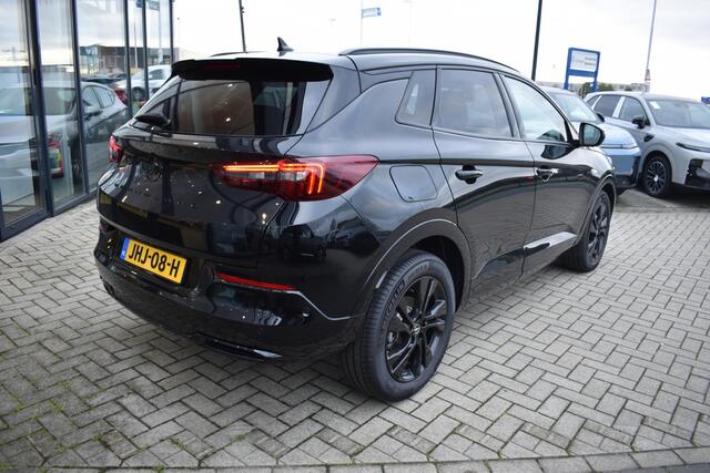 Opel Grandland 1.2 Turbo GS CAMERA / NAVI / LED