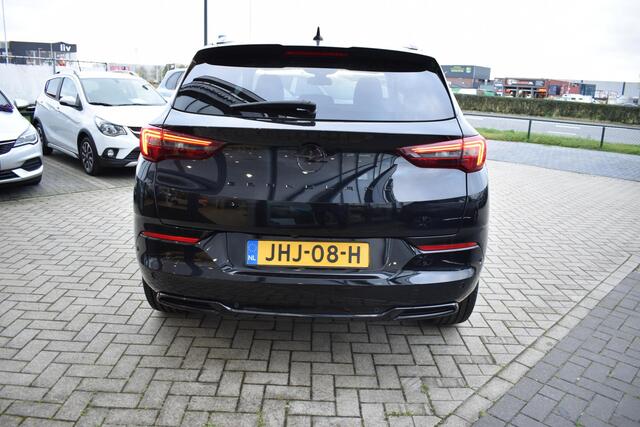 Opel Grandland 1.2 Turbo GS CAMERA / NAVI / LED