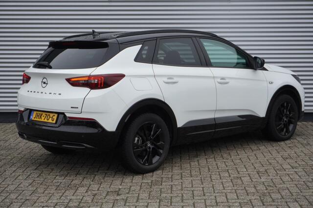 Opel Grandland 1.6 Turbo Hybrid GS / Camera / Winterpakket / Adaptive cruise / AGR-stoelen