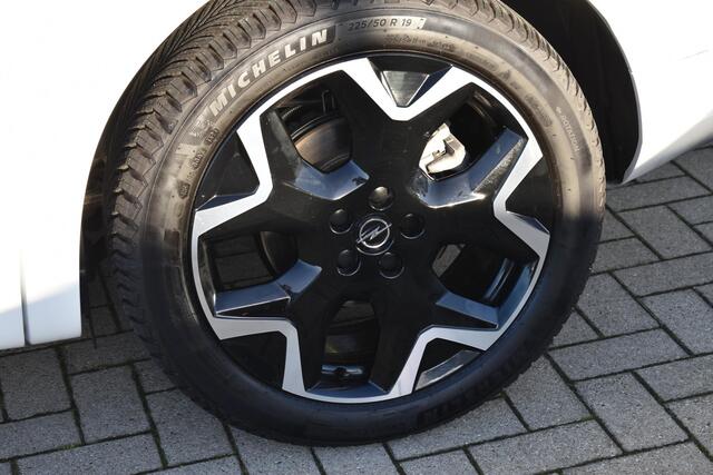 Opel Grandland 1.6 Turbo Plug-In Hybrid Ultimate | Camera / stoel verw/verkoeling / Stuurverwarming