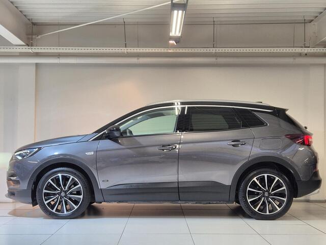 Opel Grandland X 1.6 Turbo Hybrid Ultimate Automaat | Navigatie | Stoelverwarming/Stoelverkoeling | 360º Camera | Apple Carplay/Android Auto | Keyless Entry |
