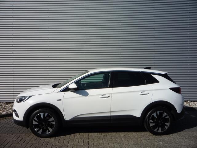 Opel Grandland X 1.2 Turbo (130Pk) Bus. Executive Navi El. Achterklep Géén Afleve