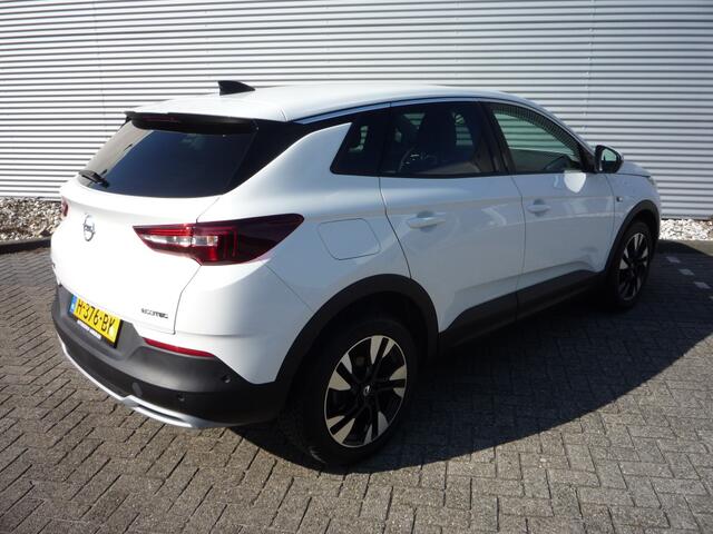 Opel Grandland X 1.2 Turbo (130Pk) Bus. Executive Navi El. Achterklep Géén Afleve