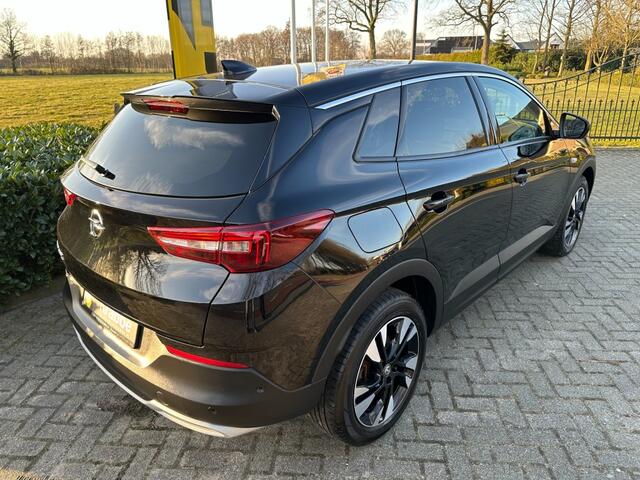 Opel Grandland X 1.6 Turbo Innovation Led / Keyless / Camera