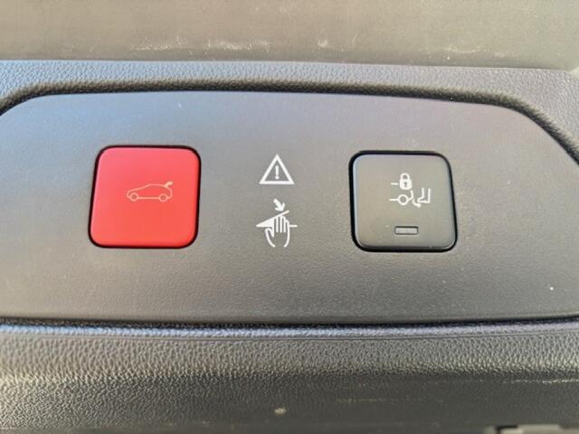 Opel Grandland X 1.2 Turbo Innovation, Clima, Cruise, Carplay, Navi