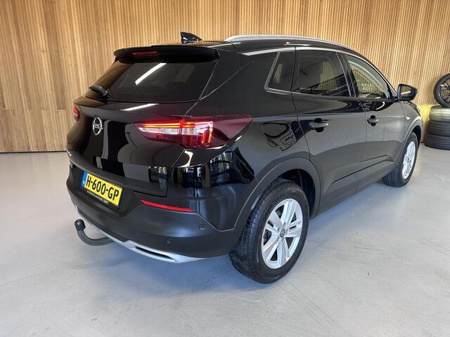 Opel Grandland X 1.2 Turbo Business Executive