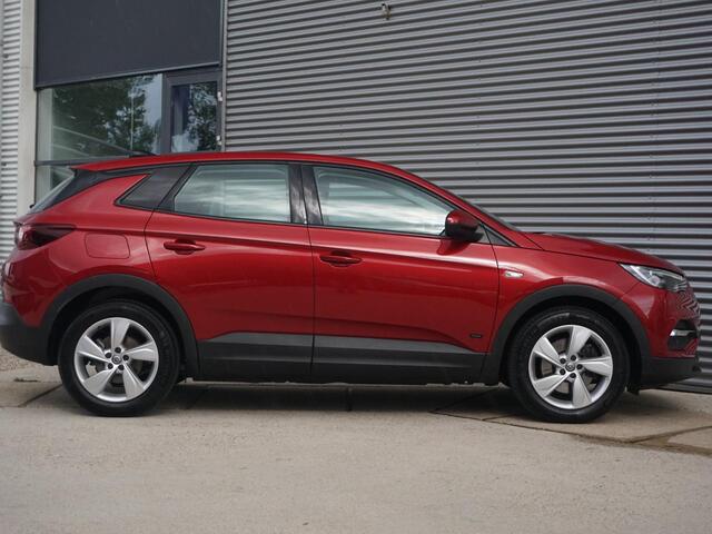 Opel Grandland X 1.6 Turbo Hybrid Business Edition