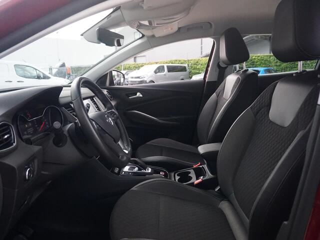 Opel Grandland X 1.6 Turbo Hybrid Business Edition