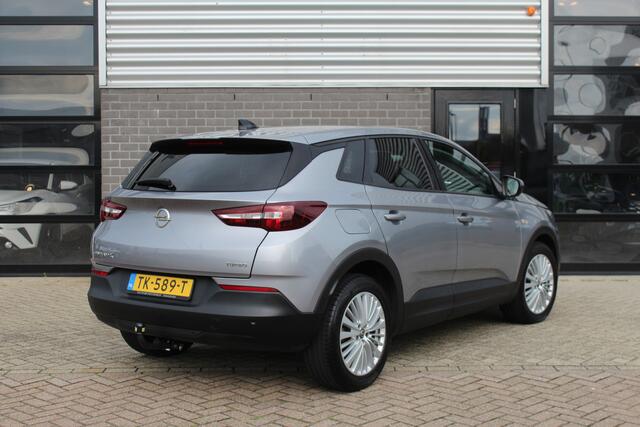 Opel Grandland X 1.2 Turbo Online Edition / Carplay / Clima / Trekhaak