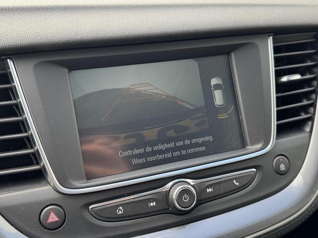 Opel Grandland X 1.2 Turbo Ultimate / Stoelverwarming voor en achter / Stuurverwarming / Achteruitrijcamera / Cruise control / All season banden