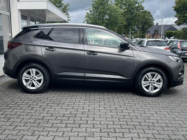 Opel Grandland X 1.2 Turbo Business Executive Cruise control Trekhaak Apple Carplay/Android Auto