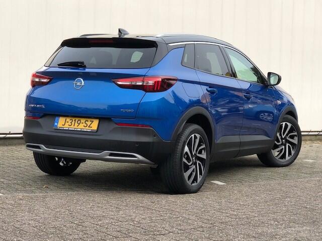 Opel Grandland X 1.6 Turbo Ultimate Automaat met Navi/Camera, Leer, Trekhaak, 19inch, Denon Sound