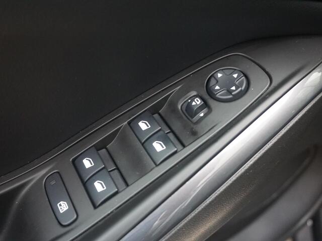 Opel Grandland X 1.2 Turbo Business Elegance