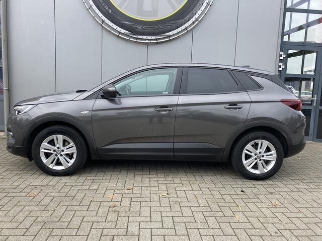 Opel Grandland X 1.2 Turbo Online Edition Leer | Trekhaak | Apple Carplay | Parkeersensoren | Navi | Cruise