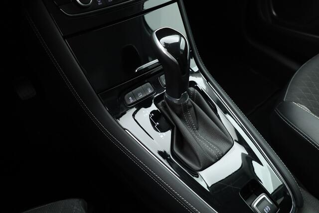 Opel Grandland X 1.2 Turbo Innovation Aut. | Apple CarPlay | Camera | Afn. Trekhaak | LED | Clima