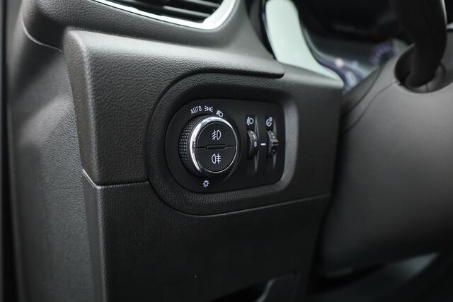 Opel Grandland X 1.2 Turbo Innovation Aut. | Apple CarPlay | Camera | Afn. Trekhaak | LED | Clima