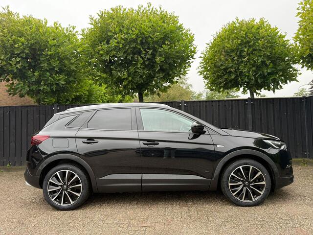 Opel Grandland X 1.6 Turbo Hybrid Ultimate camera ACC