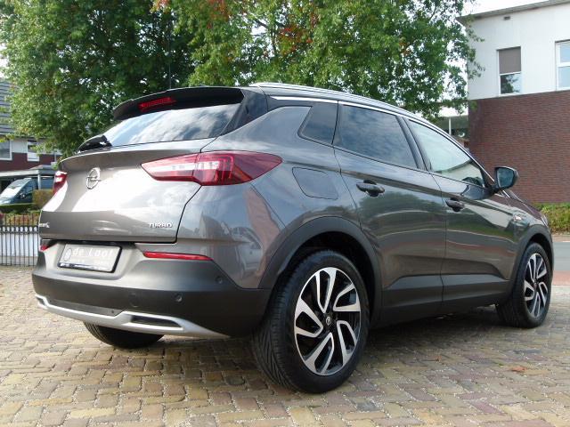 Opel Grandland X 1.2 Turbo Innovation, 19"LMV/DEELS LEER/CARPLAY