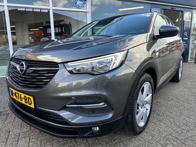 Opel Grandland X 1.2 TURBO INNOVATION