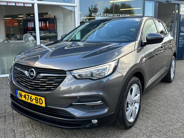 Opel Grandland X 1.2 TURBO INNOVATION