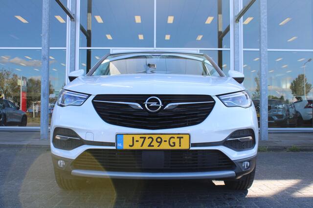Opel Grandland X 301PK 1.6 Turbo Hybrid4 Business Executive | Camera | Dodehoekdetectie | AppleCarplay | Keyless | 19" LMV