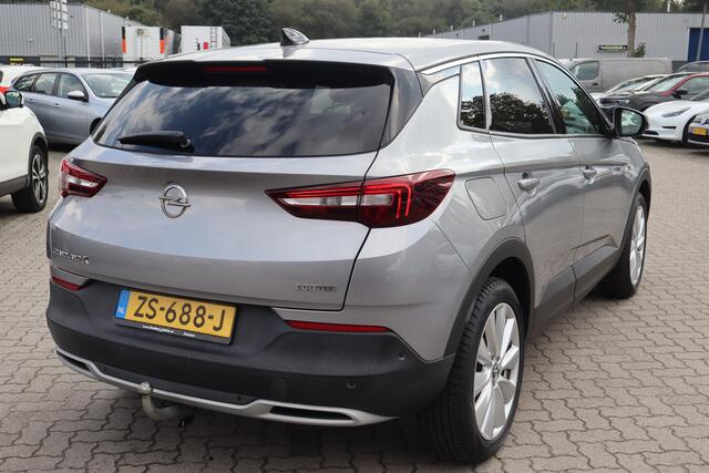 Opel Grandland X 1.2 Turbo Business Executive Climate control, Apple Carplay, Cruise control, Elektrische ramen, Trekhaak
