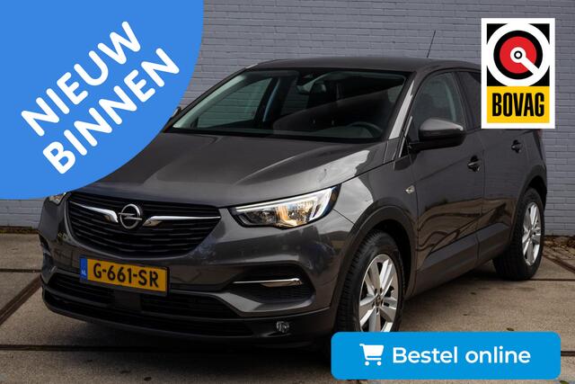 Opel Grandland X 1.2 Turbo Business Executive