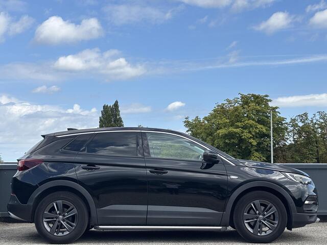 Opel Grandland X Edition 2020 1.2 Turbo 130pk | SIDESTEPS | TREKHAAK | CAMERA | APPLE CARPLAY / ANDROID AUTO | ISOFIX | DAB+ | CLIMATE CONTROL |