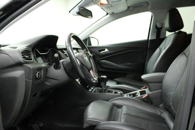 Opel Grandland X 1.2 Turbo Business Exec. | Leder / Blind Spot / Keyless / Navi Full Map / Climate / PDC v&a