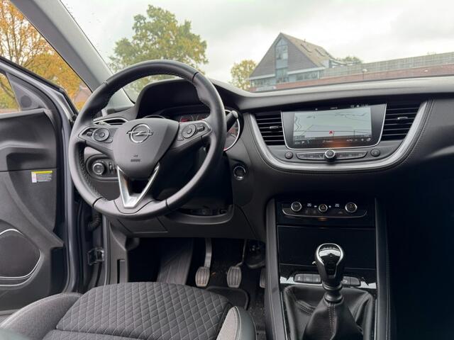 Opel Grandland X 1.2 110pk Navi Carplay Camera Led Airco(ECC) bj2020