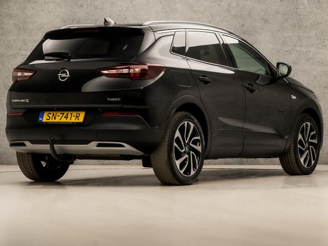 Opel Grandland X 1.2 Turbo Ultimate Sport Automaat (APPLE CARPLAY, GROOT NAVI, LEDER, STUUR/STOELVERWARMING, SPORTSTOELEN, 360 CAMERA, GETINT GLAS, LED KOPLAMPEN, TREKHAAK, NIEUWSTAAT)