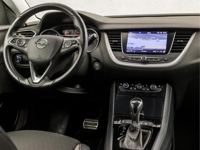 Opel Grandland X 1.2 Turbo Ultimate Sport Automaat (APPLE CARPLAY, GROOT NAVI, LEDER, STUUR/STOELVERWARMING, SPORTSTOELEN, 360 CAMERA, GETINT GLAS, LED KOPLAMPEN, TREKHAAK, NIEUWSTAAT)
