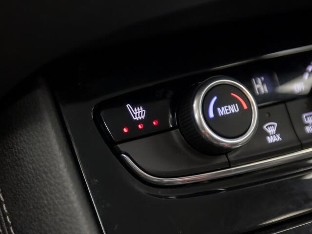 Opel Grandland X 1.2 Turbo Ultimate Sport Automaat (APPLE CARPLAY, GROOT NAVI, LEDER, STUUR/STOELVERWARMING, SPORTSTOELEN, 360 CAMERA, GETINT GLAS, LED KOPLAMPEN, TREKHAAK, NIEUWSTAAT)