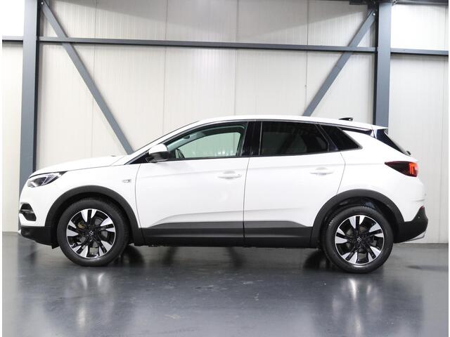 Opel Grandland X 1.2 130PK Turbo Innovation | AppleCarPlay/AndroidAuto | Navigatie | Cruise Control | Keyless | LEER | Stoelkoeling/Stoel/Voorruitverwarming | FULL LED | 360'Camera | Trekhaak | Isofix | Privacy Glass |