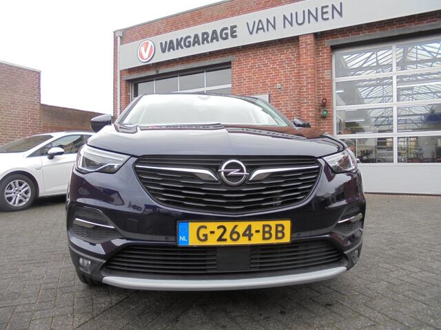Opel Grandland X 1.2 Turbo Bus. Ex.