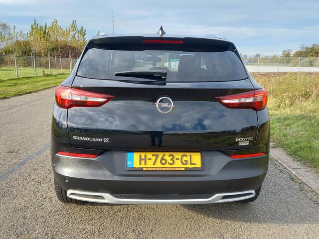Opel Grandland X 1.2 Turbo Business Executive