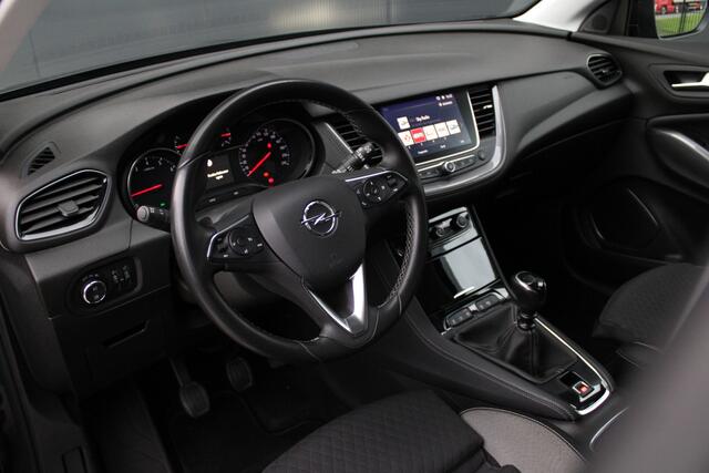Opel Grandland X 1.2 Turbo Innovation 130pk - Navigatie - Trekhaak - Cruise - PDC - Keyless - Elek Achterklep - Rijklaar