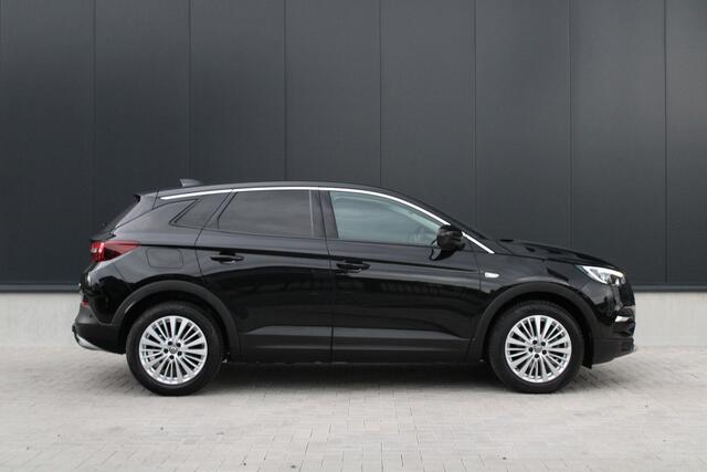 Opel Grandland X 1.2 Turbo Innovation 130pk - Navigatie - Trekhaak - Cruise - PDC - Keyless - Elek Achterklep - Rijklaar