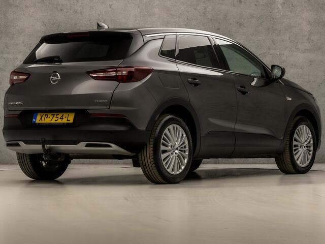 Opel Grandland X 1.2 Turbo Innovation Automaat (PANORAMADAK, APPLE CARPLAY, GROOT NAVI, CAMERA, LEDER, GETINT GLAS, SPORTSTOELEN, ELEK ACHTERKLEP, TREKHAAK, KEYLESS, NIEUWSTAAT)
