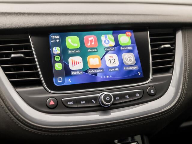 Opel Grandland X 1.2 Turbo Innovation Automaat (PANORAMADAK, APPLE CARPLAY, GROOT NAVI, CAMERA, LEDER, GETINT GLAS, SPORTSTOELEN, ELEK ACHTERKLEP, TREKHAAK, KEYLESS, NIEUWSTAAT)