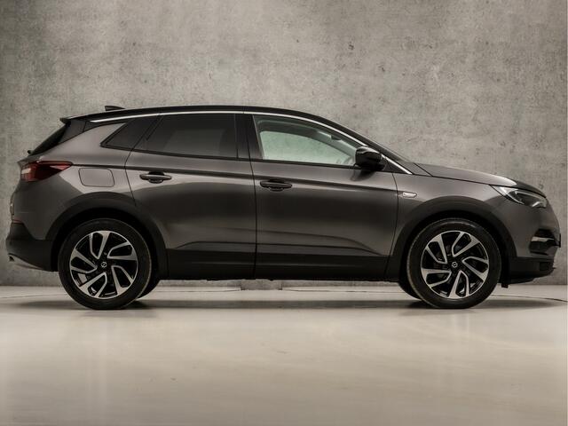 Opel Grandland X 1.2 Turbo Ultimate Sport (PANORAMADAK, APPLE CARPLAY, MEMORY SEATS, LEDER, STOELVERWARMING/KOELING, 360 CAMERA, KEYLESS, TREKHAAK, ELEK ACHTERKLEP, STUURWIEL VERWARMD, NIEUWSTAAT)