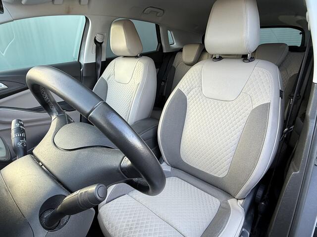 Opel Grandland X BJR 2019 1.2 Turbo 131 PK Business Executive AUTOMAAT | CLIMA / CRUISE / NAVI / TELEFONIE / CARPLAY | CAMERA