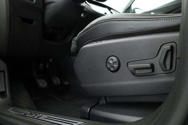 Opel Grandland X 1.2 Turbo Innovation | Leder | Stoel- Stuurverw. | Afn. Trekhaak | Camera | LED | Memory seat